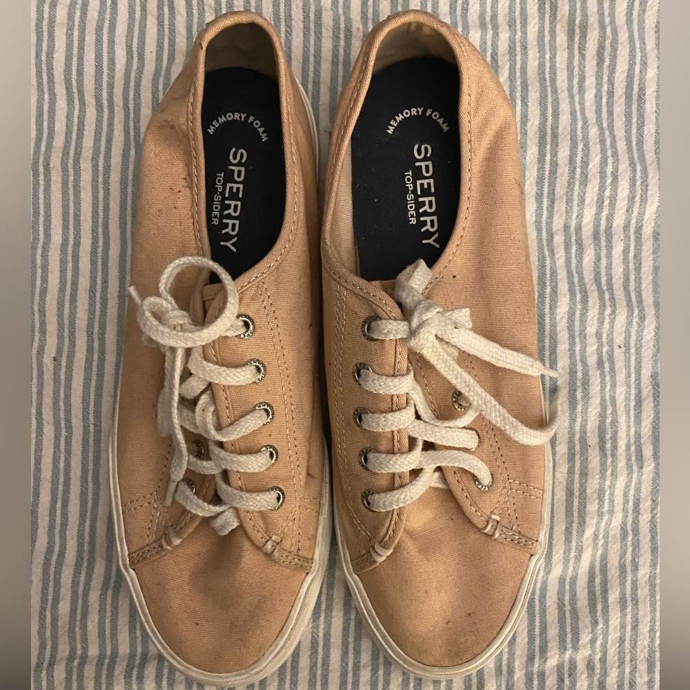 Sperry shoes size 8.5